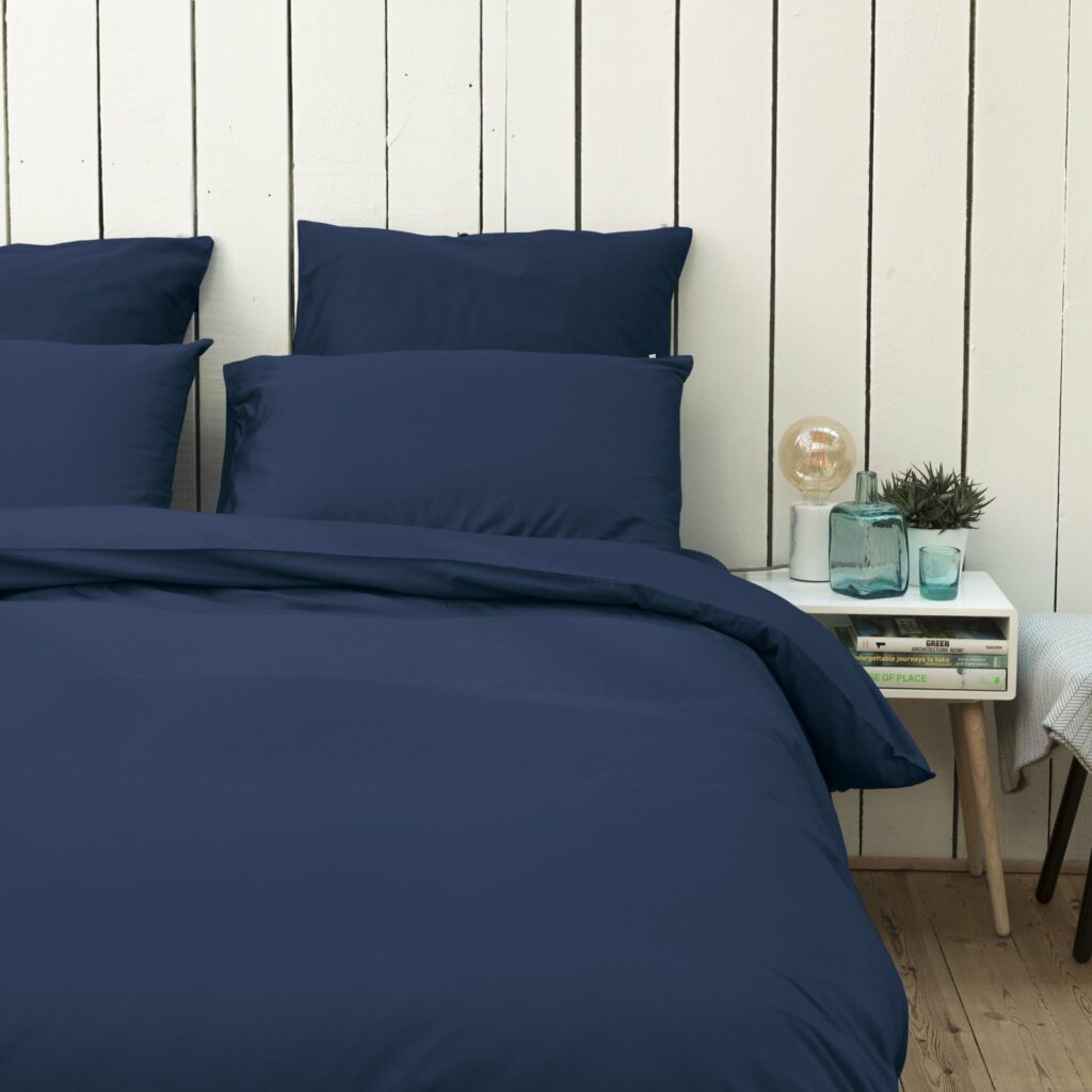 Cotton sateen bedroom midnight blue 4