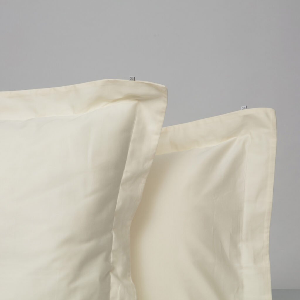 Cotton sateen oxford edge pillowcase ivory 2